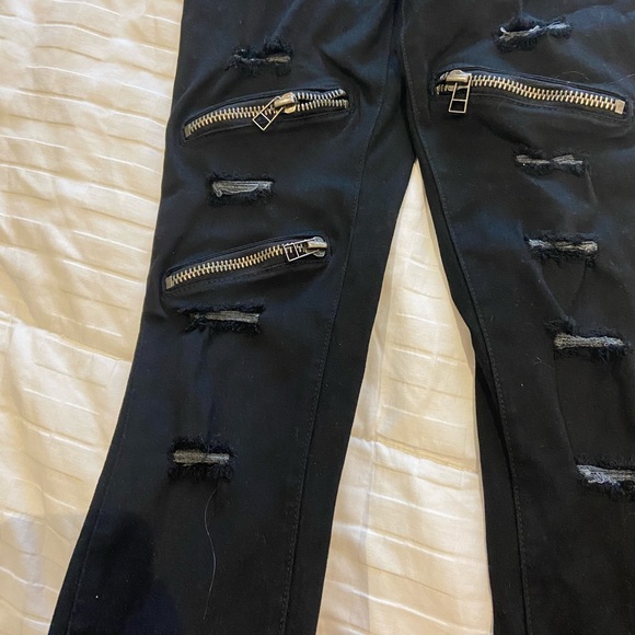 Carmar Black Zipper and Ripped high waisted Jeans - Picture 3 of 4